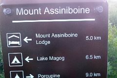 04 Trail Sign At Og Lake On Hike To Mount Assiniboine